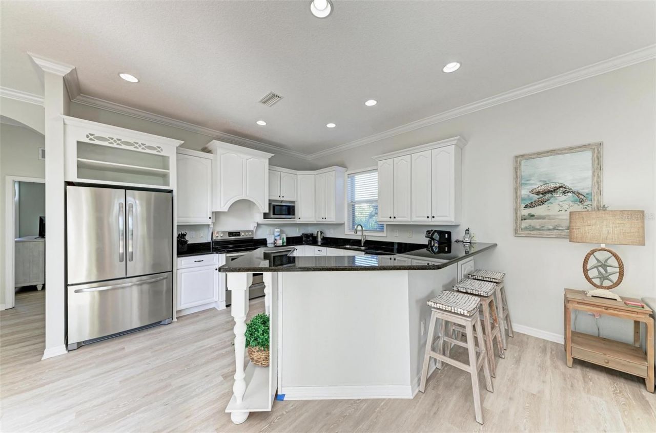 201 57th Street, Holmes Beach, FL 34217 Photo