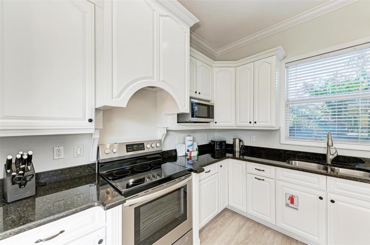 201 57th Street, Holmes Beach, FL 34217 Photo