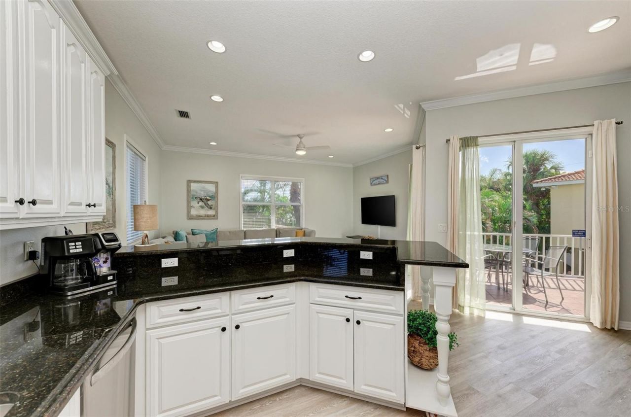 201 57th Street, Holmes Beach, FL 34217 Photo