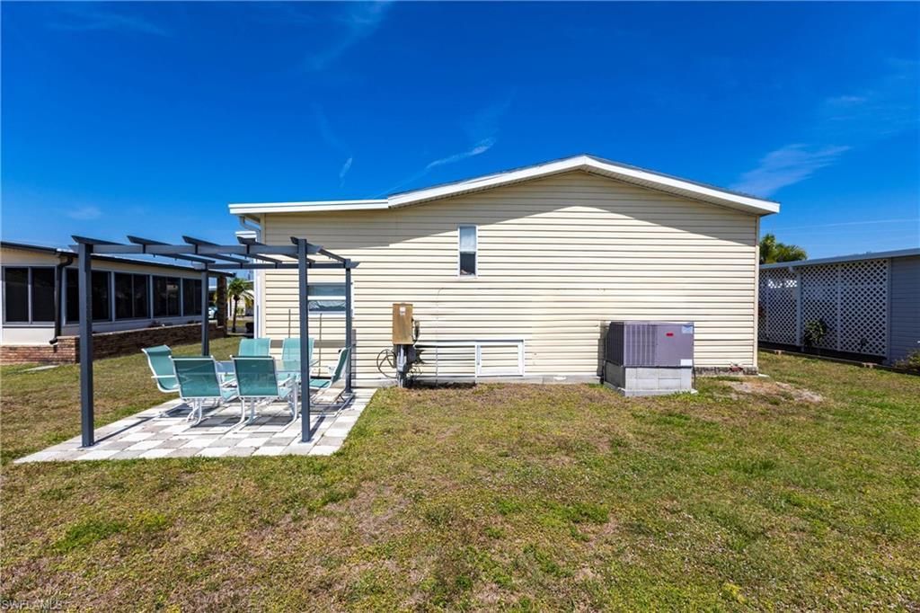 3152 Indian Village Ln, North Fort Myers, FL 33917 Photo