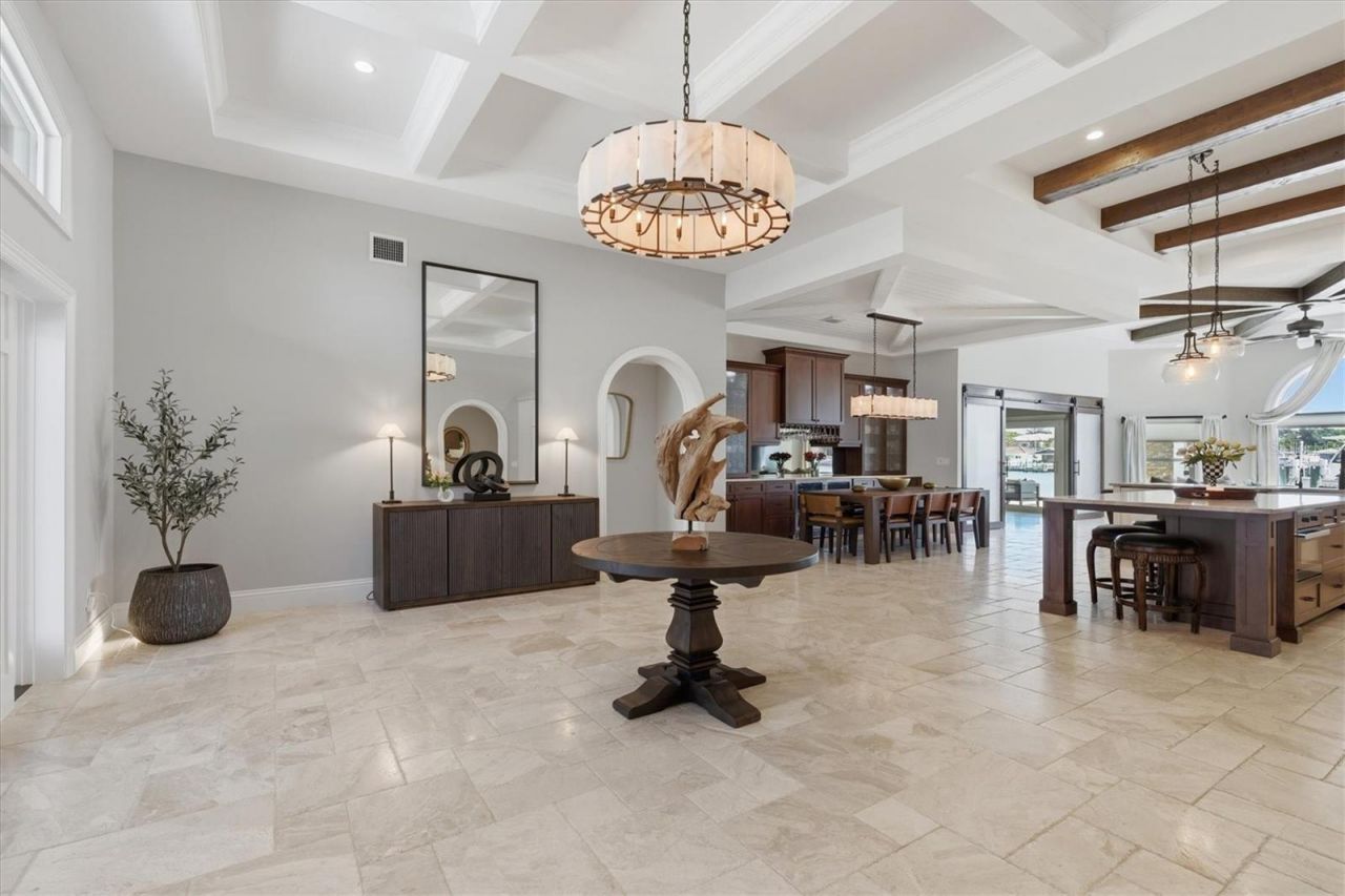 215 Driftwood Lane, Largo, FL 33770 Photo