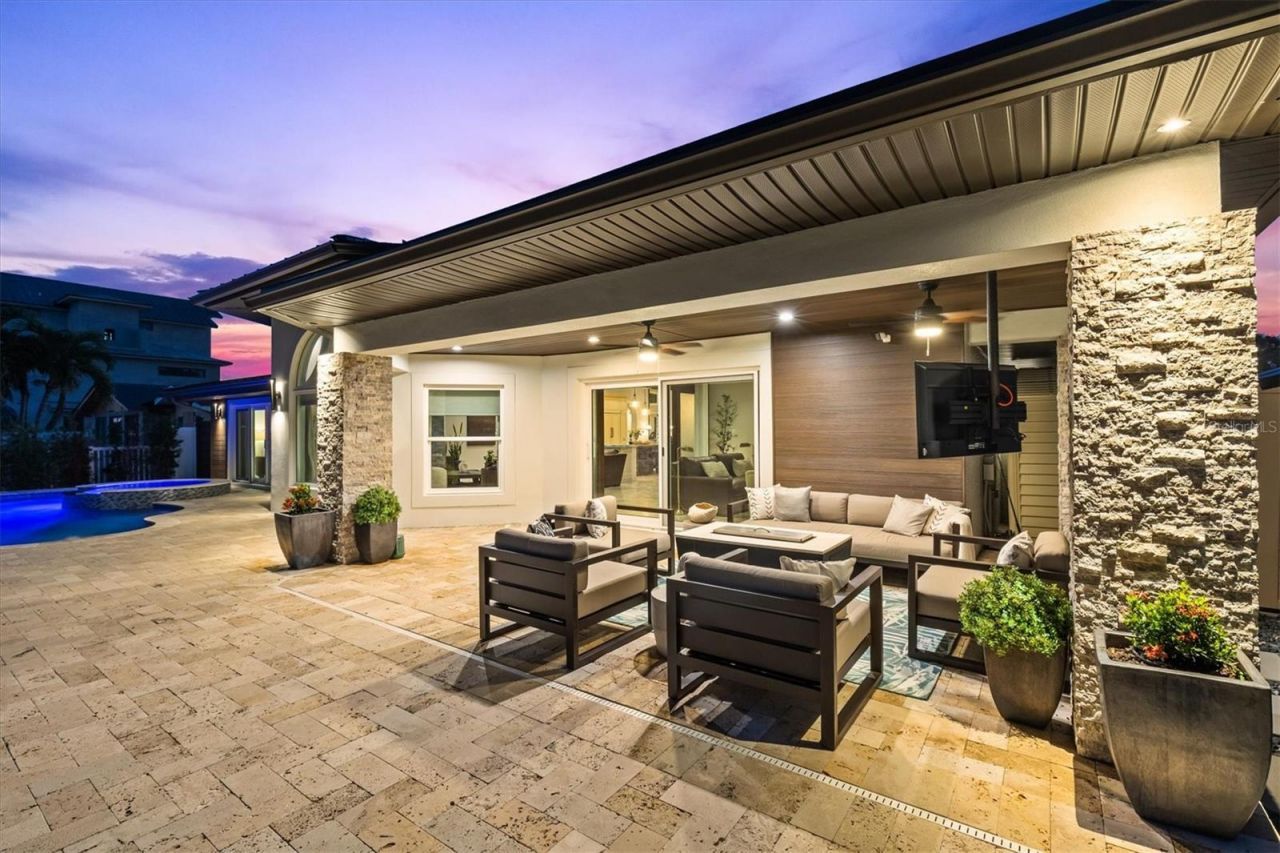 215 Driftwood Lane, Largo, FL 33770 Photo