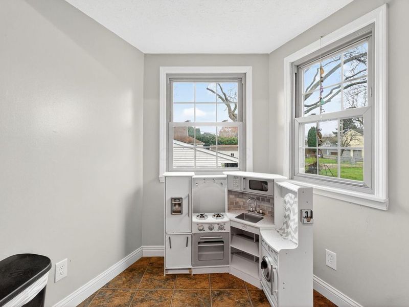 17 E Oak Street, Canal Winchester, OH 43110 Photo 28