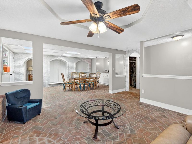 17 E Oak Street, Canal Winchester, OH 43110 Photo 46