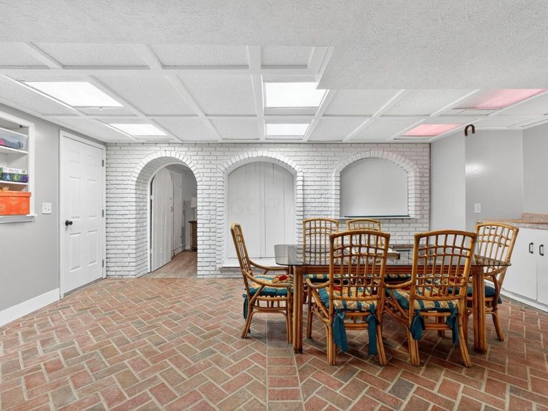 17 E Oak Street, Canal Winchester, OH 43110 Photo 48