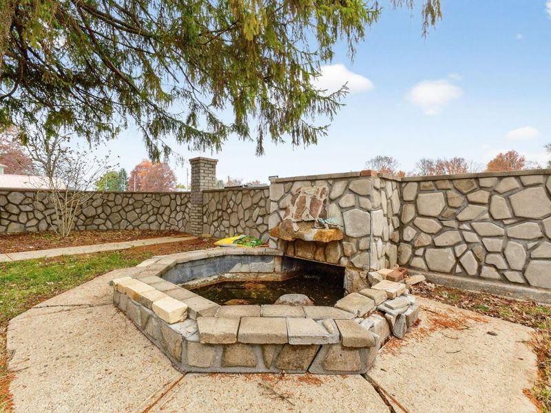 17 E Oak Street, Canal Winchester, OH 43110 Photo 5