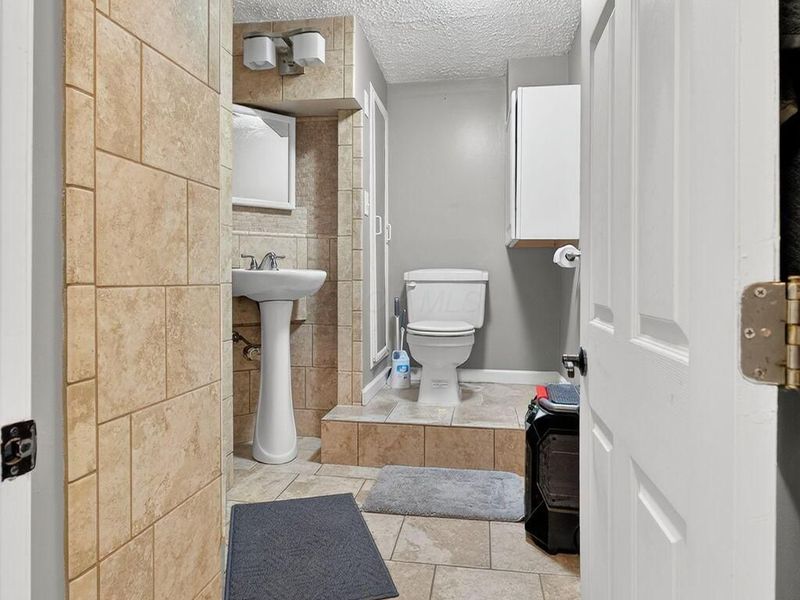 17 E Oak Street, Canal Winchester, OH 43110 Photo 61