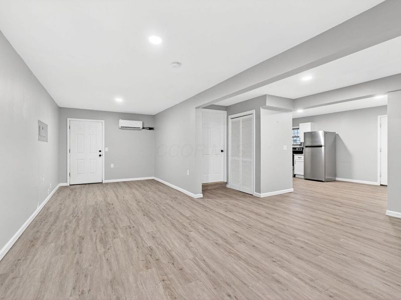 17 E Oak Street, Canal Winchester, OH 43110 Photo 77