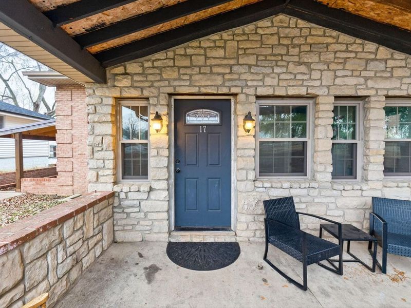 17 E Oak Street, Canal Winchester, OH 43110 Photo 9