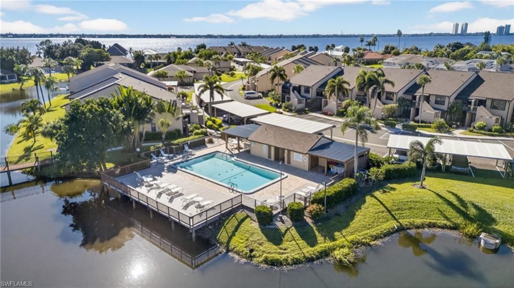 15448 Admiralty Cir, Unit 11, North Fort Myers, FL 33917 Photo