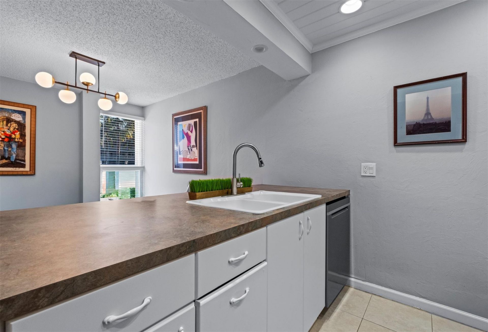 653 Cypress Lane, Unit 21B, Fort Lauderdale, FL 33305 Photo