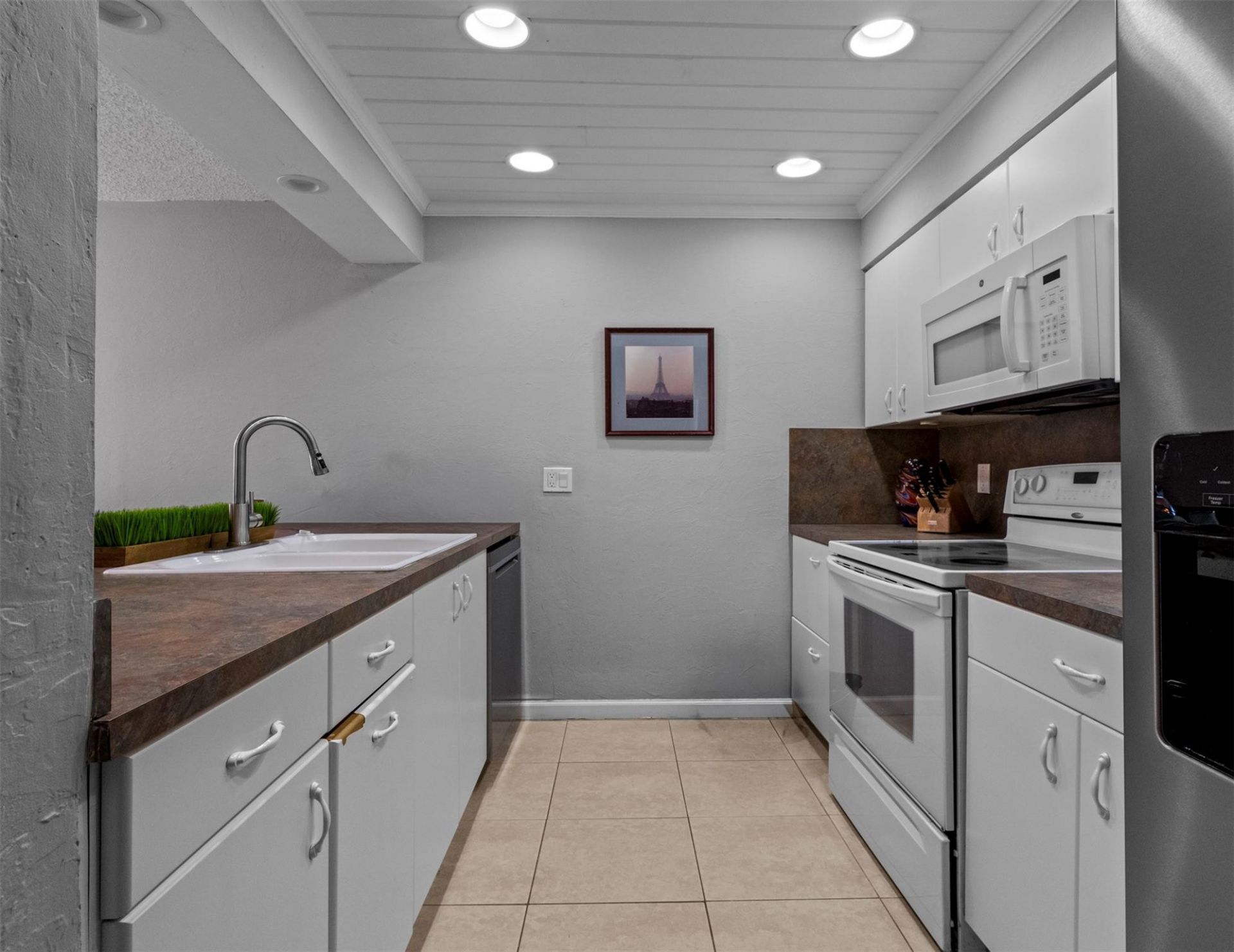 653 Cypress Lane, Unit 21B, Fort Lauderdale, FL 33305 Photo