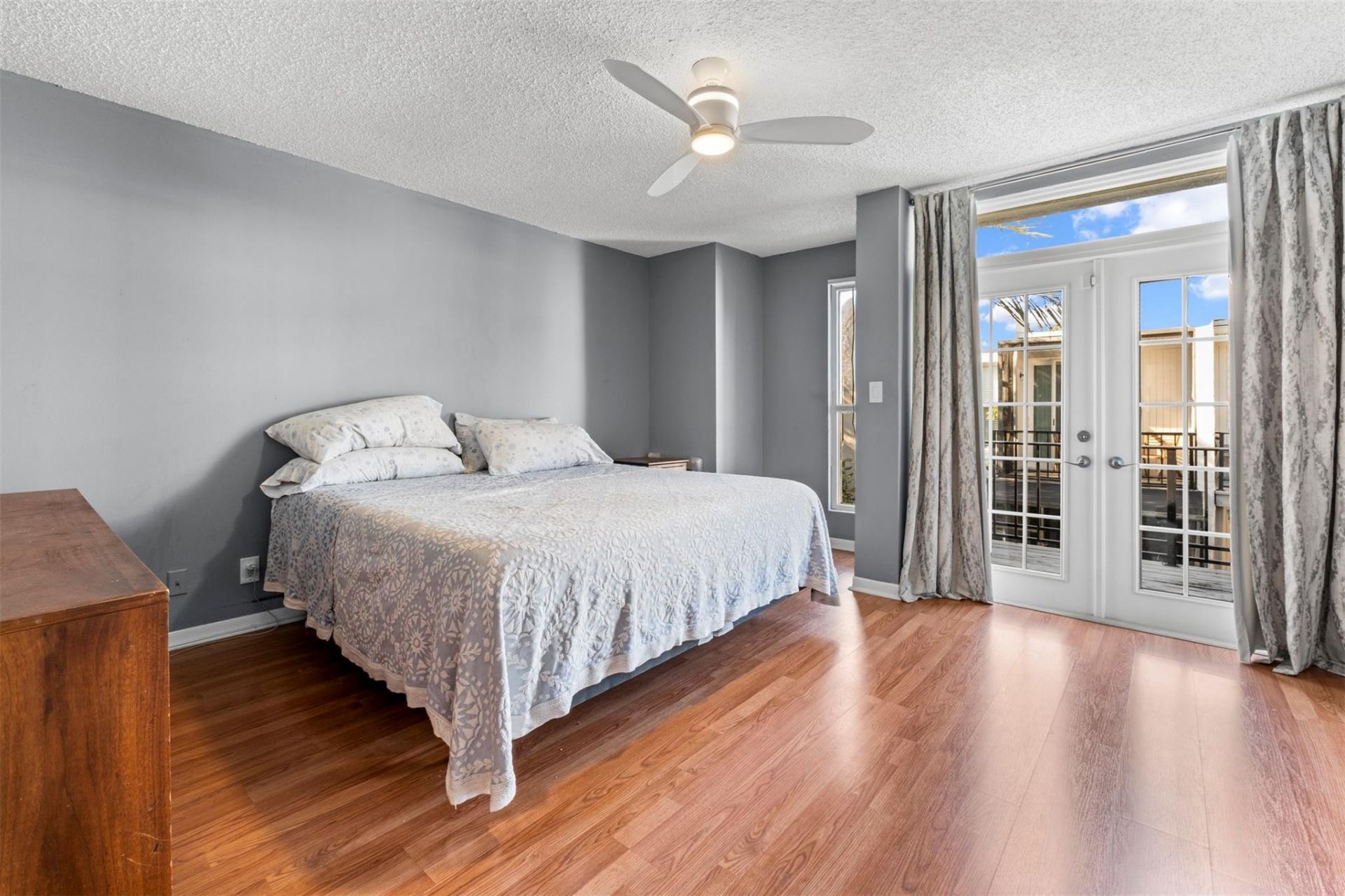 653 Cypress Lane, Unit 21B, Fort Lauderdale, FL 33305 Photo