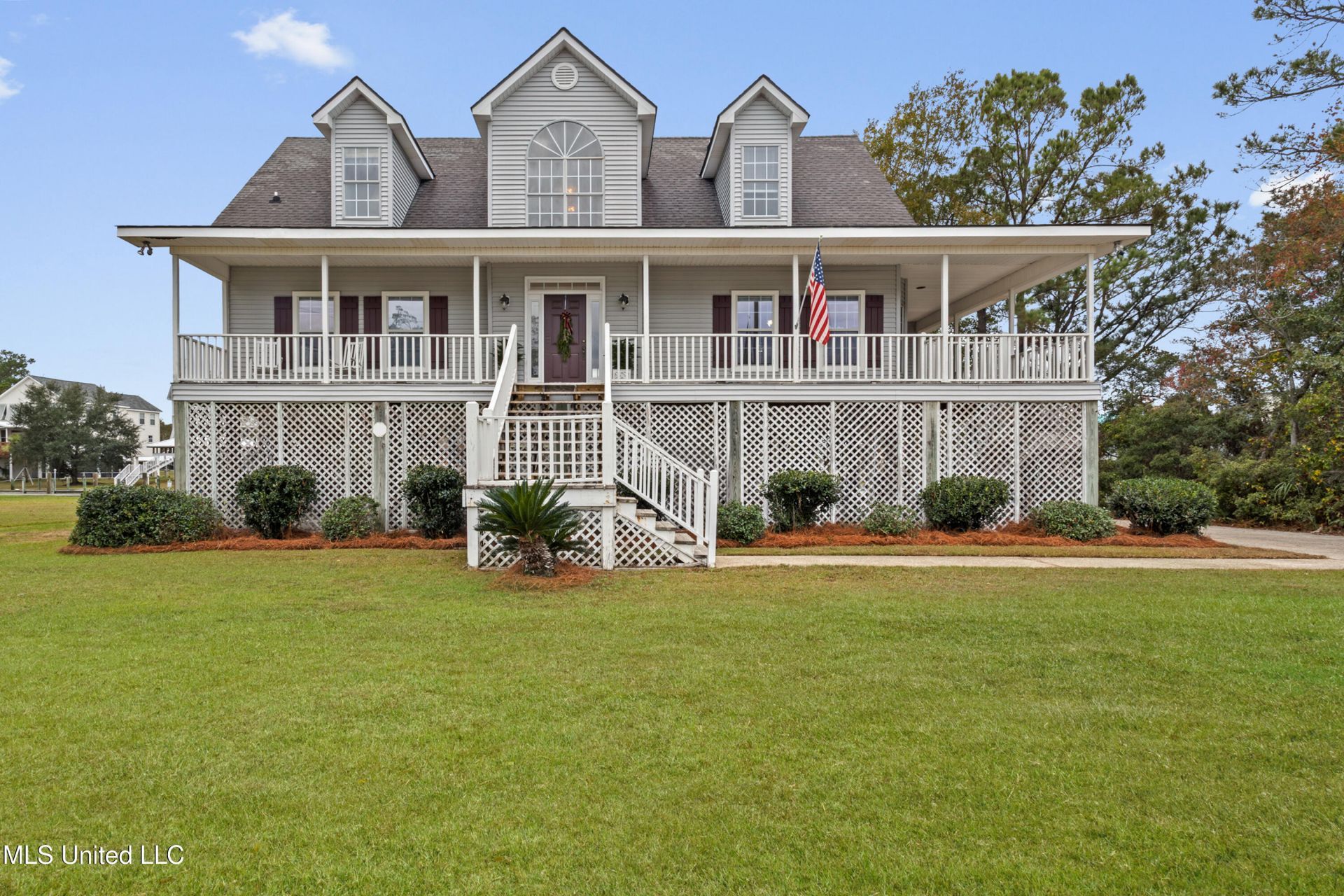 143 Ridgewood Drive, Pass Christian, MS 39571 Main Photo