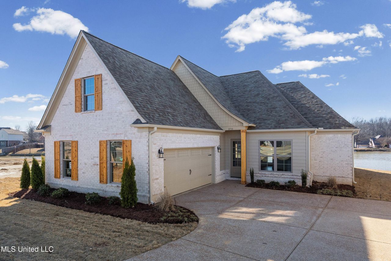 3711 Roland Drive, Southaven, MS 38672 Main Photo