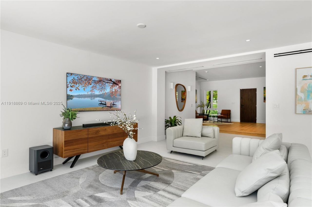 45 NE 104th St, Miami Shores, FL 33138 Photo