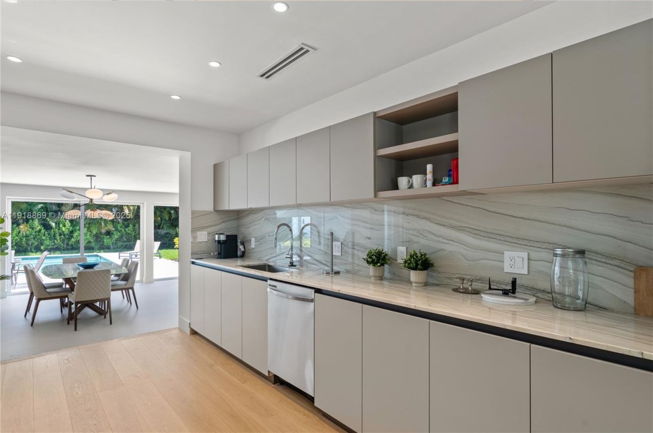 45 NE 104th St, Miami Shores, FL 33138 Photo