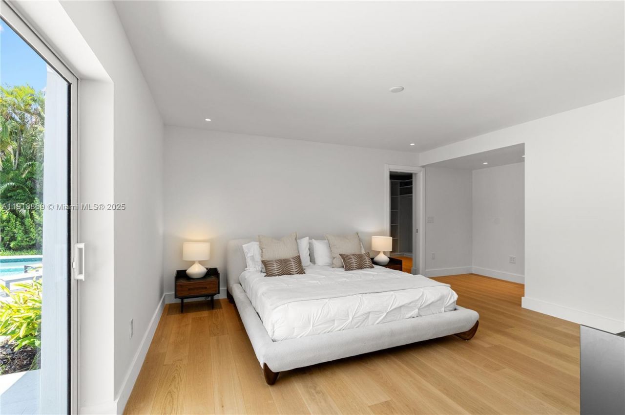 45 NE 104th St, Miami Shores, FL 33138 Photo