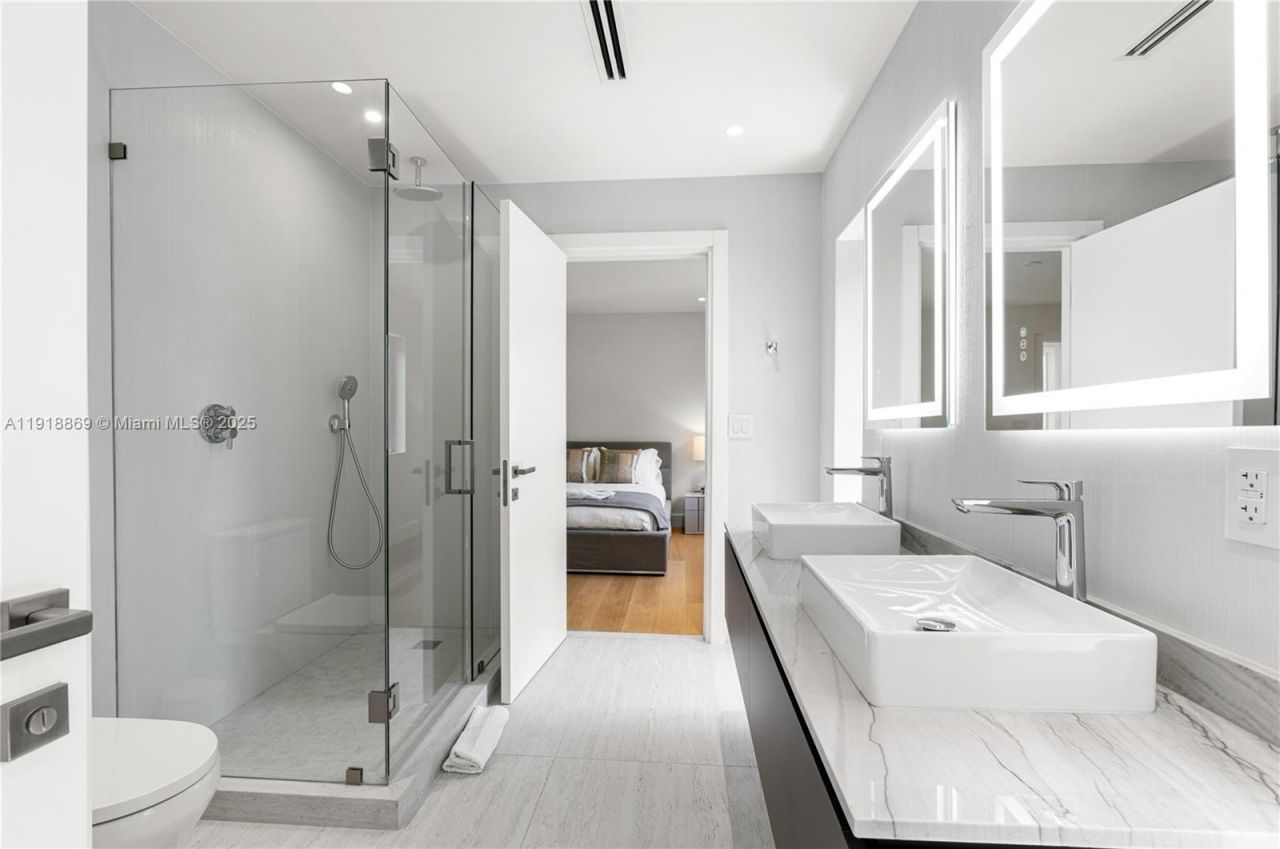 45 NE 104th St, Miami Shores, FL 33138 Photo