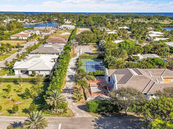 2900 Avenue Au Soleil, Gulf Stream, FL 33483