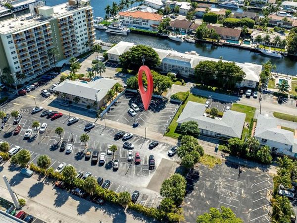 2866 NE 30th St, Fort Lauderdale, FL 33306