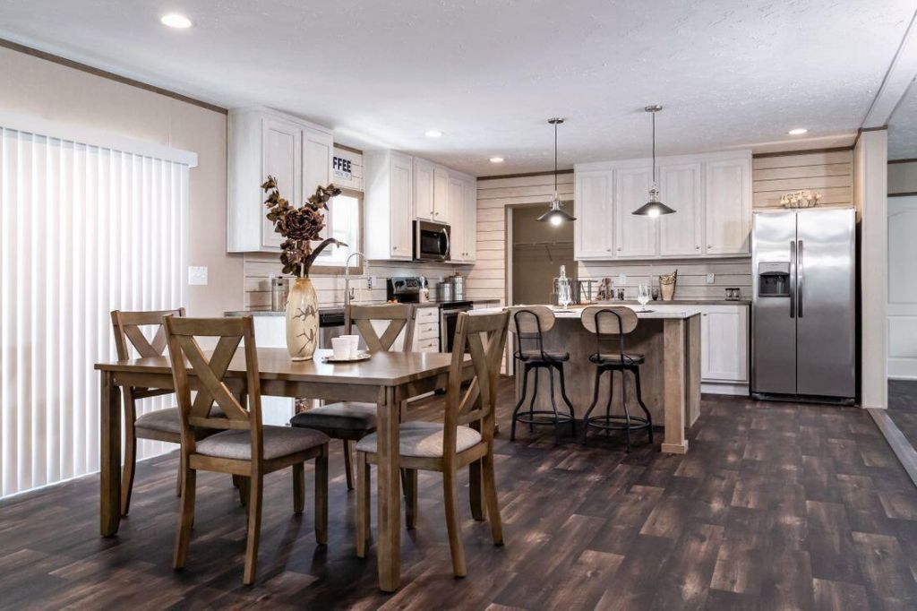 2 Raptor Trail Photo 5