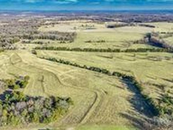 4126 ST MICHAELS ROAD, Lohman, MO 65053