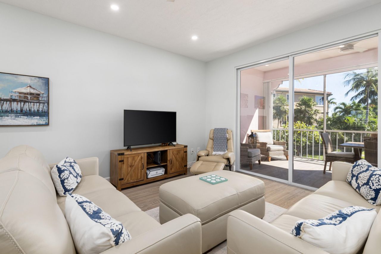 117 Coco Plum Drive, Unit D2, Marathon, FL 33050 Photo