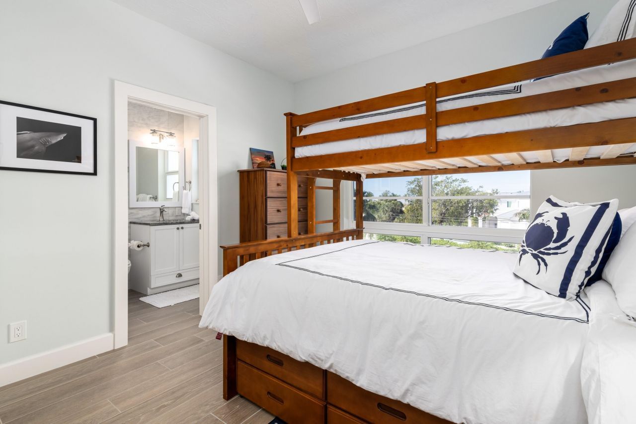 117 Coco Plum Drive, Unit D2, Marathon, FL 33050 Photo