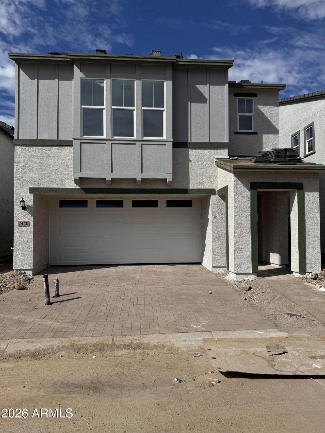 2440 W Maximo Way, Phoenix, AZ 85085 Main Photo