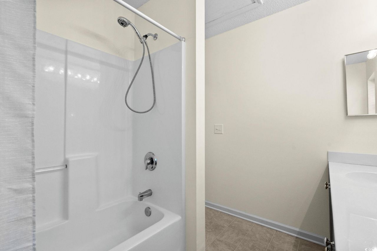 399 Seabert Rd. Photo 32