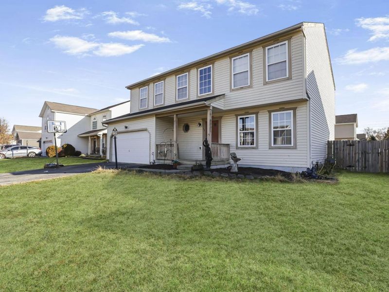 148 Georges Creek Drive, Pickerington, OH 43147 Photo 2