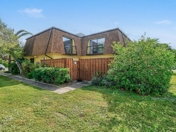 110 N Delaware Boulevard, Unit 9b, Jupiter, FL 33458