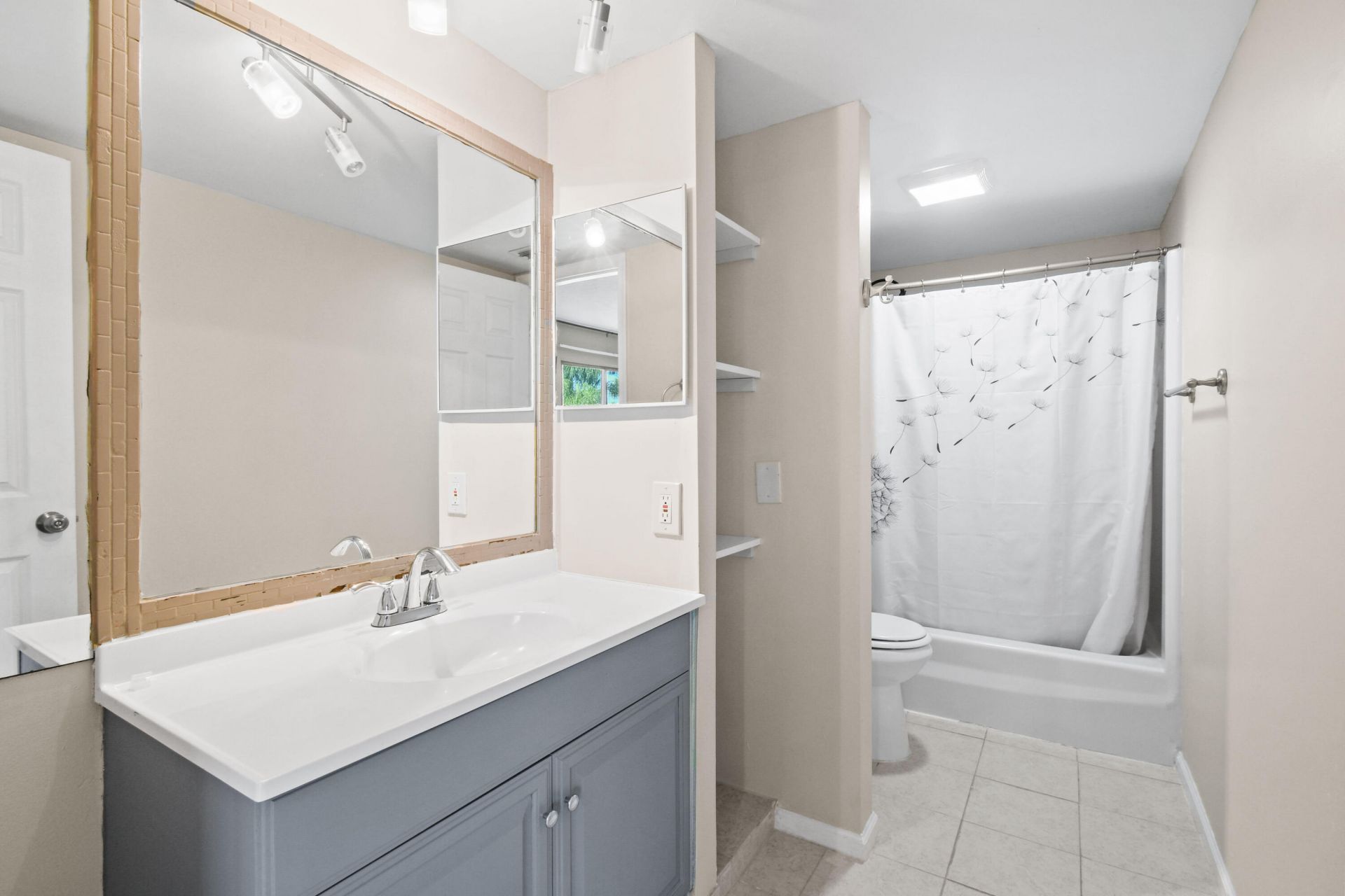 110 N Delaware Boulevard, Unit 9b, Jupiter, FL 33458 Photo