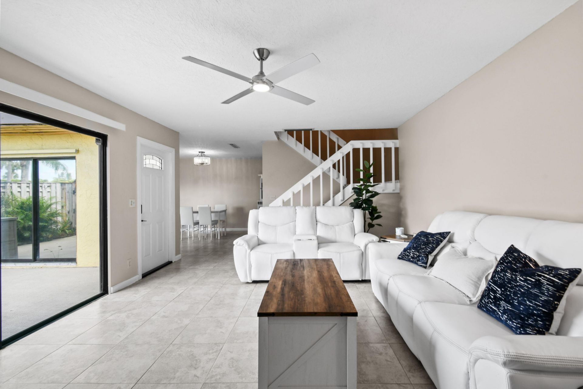 110 N Delaware Boulevard, Unit 9b, Jupiter, FL 33458 Photo