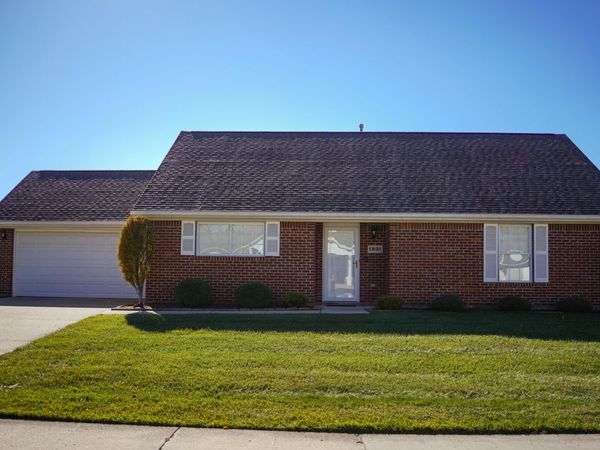 1831 Pinehurst Drive, Unit 37, Springfield, OH 45502