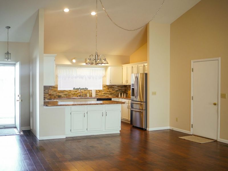 1831 Pinehurst Drive, Unit 37, Springfield, OH 45502 Photo 5