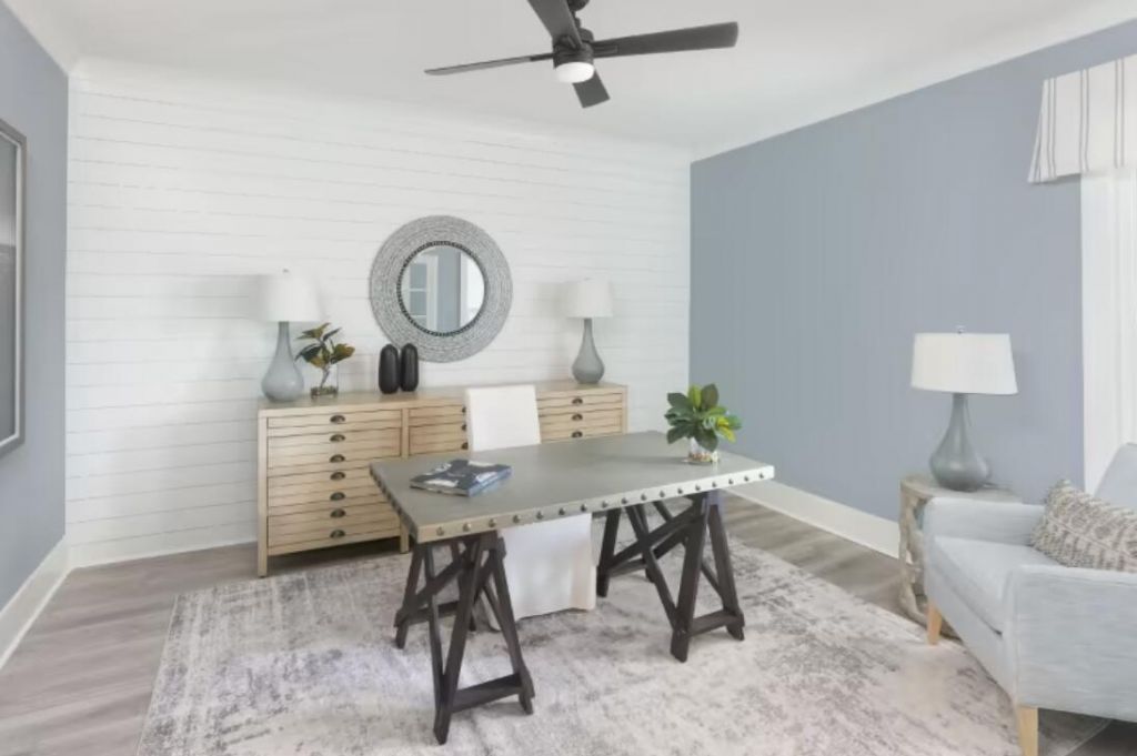 8024 Beeblossom Court Photo 6