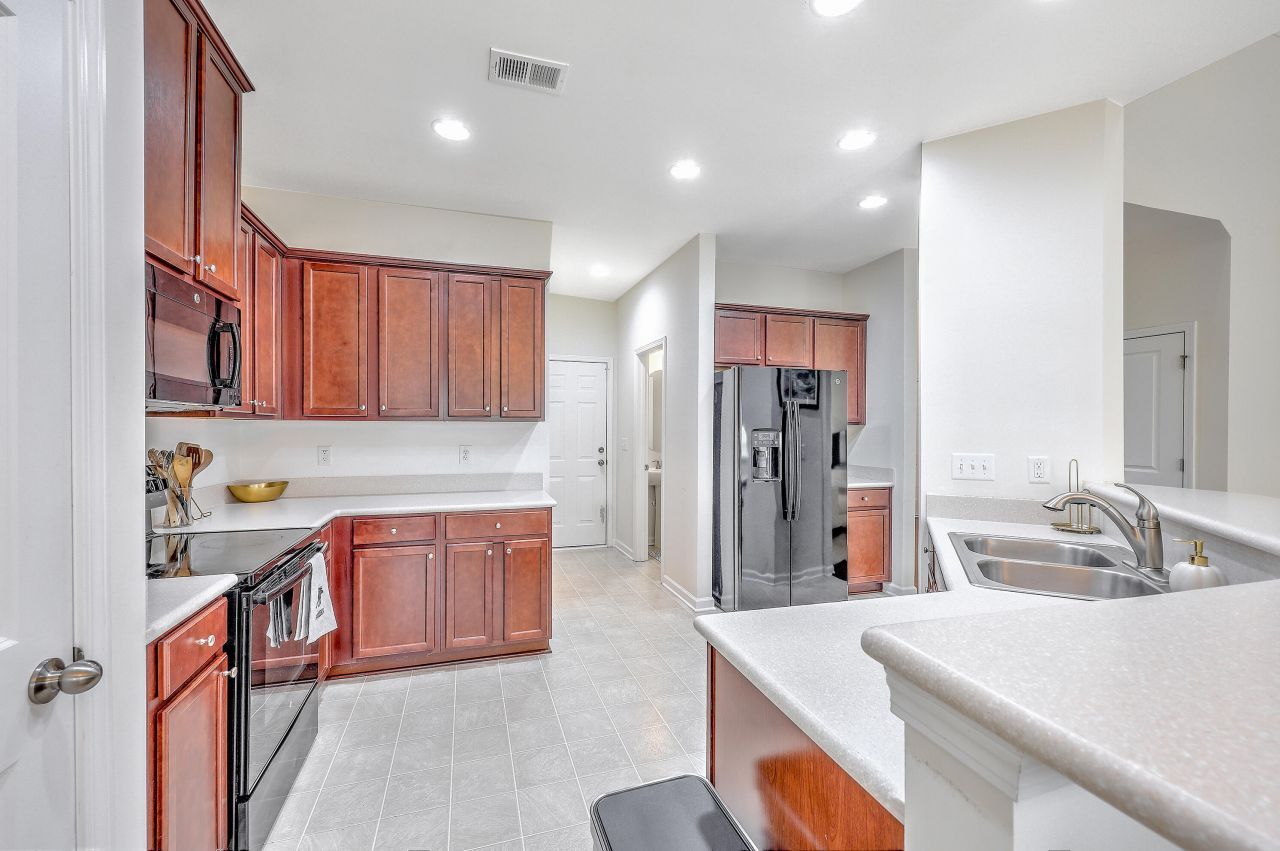 232 Swamp Creek Lane Photo 11