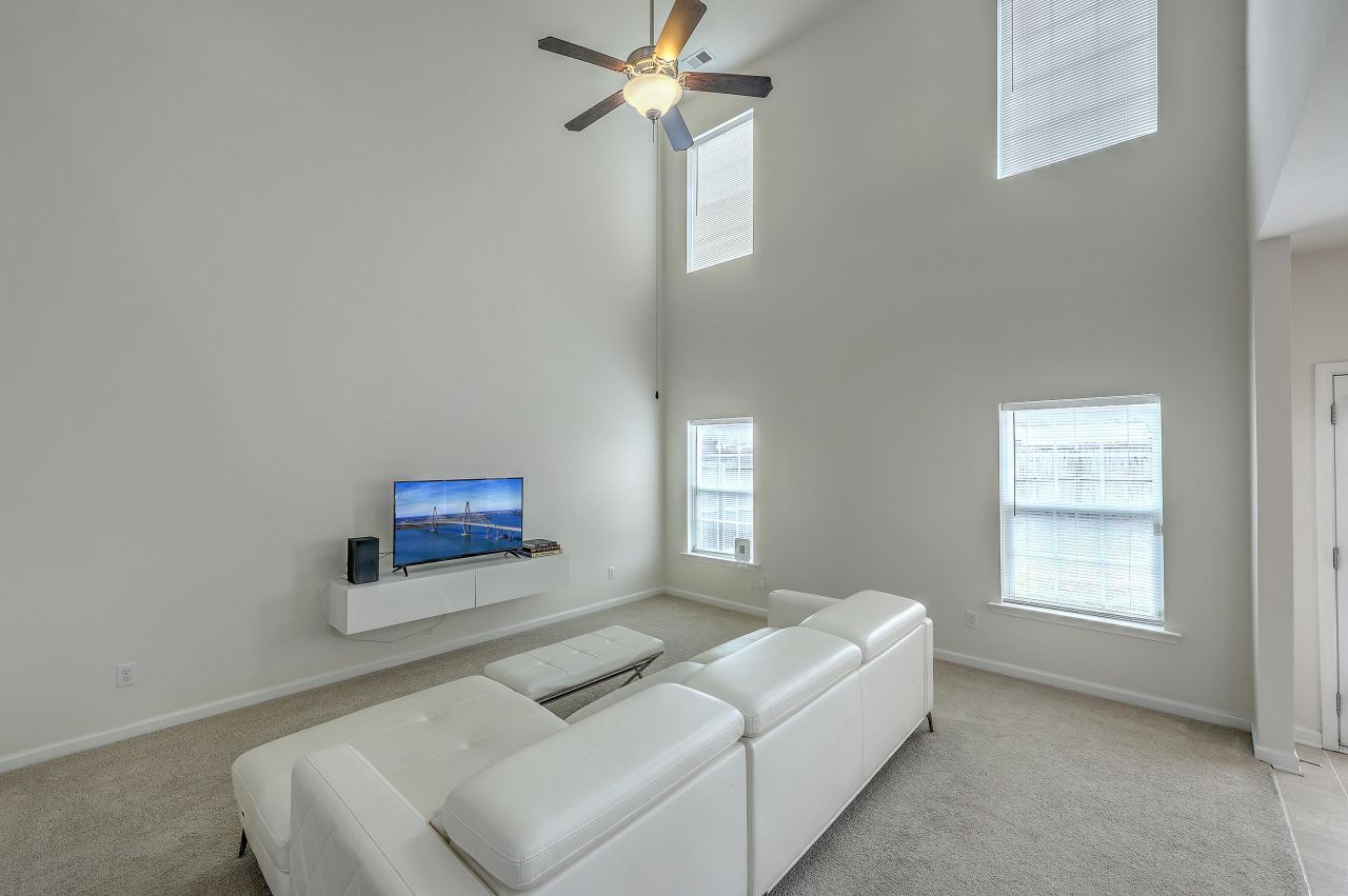 232 Swamp Creek Lane Photo 6