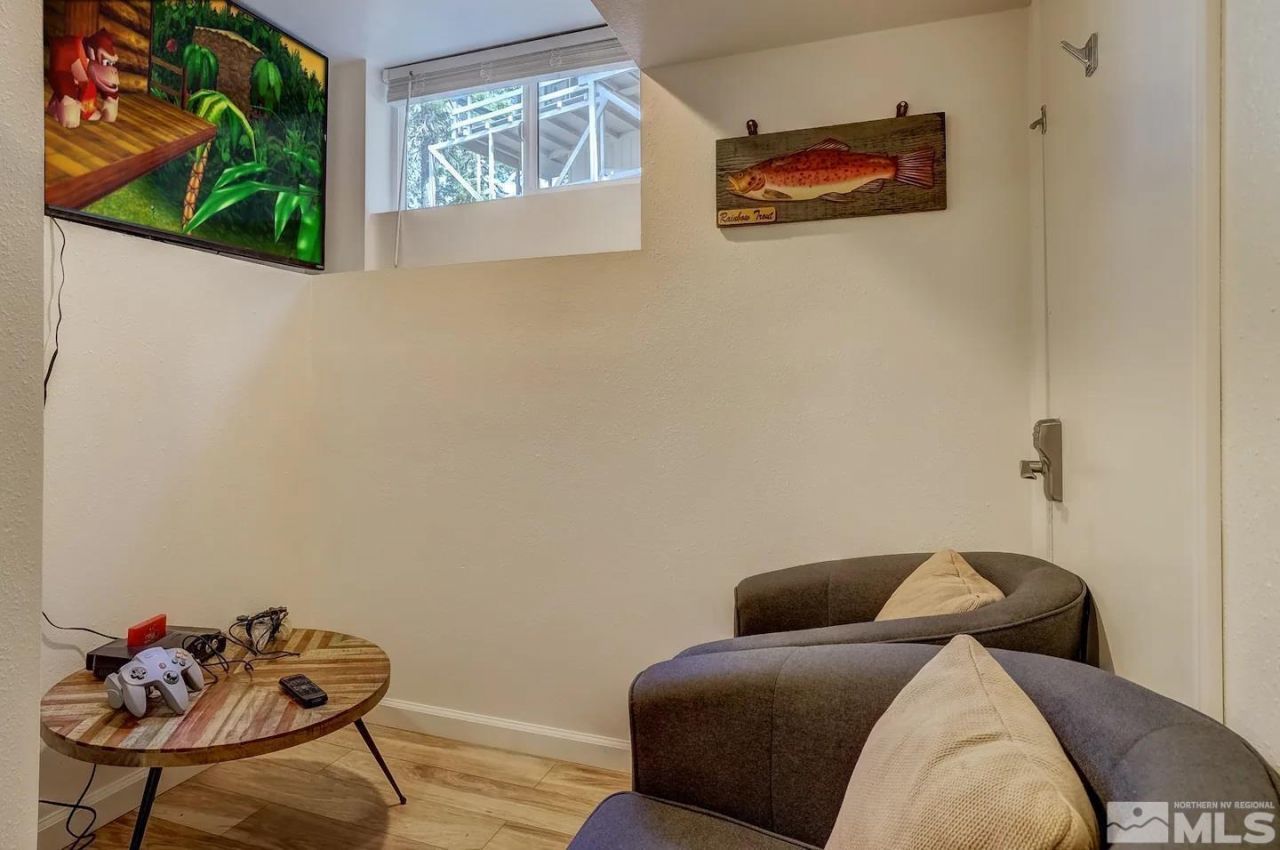 758 Milky Way Court, Unit B, Stateline, NV 89449 Photo