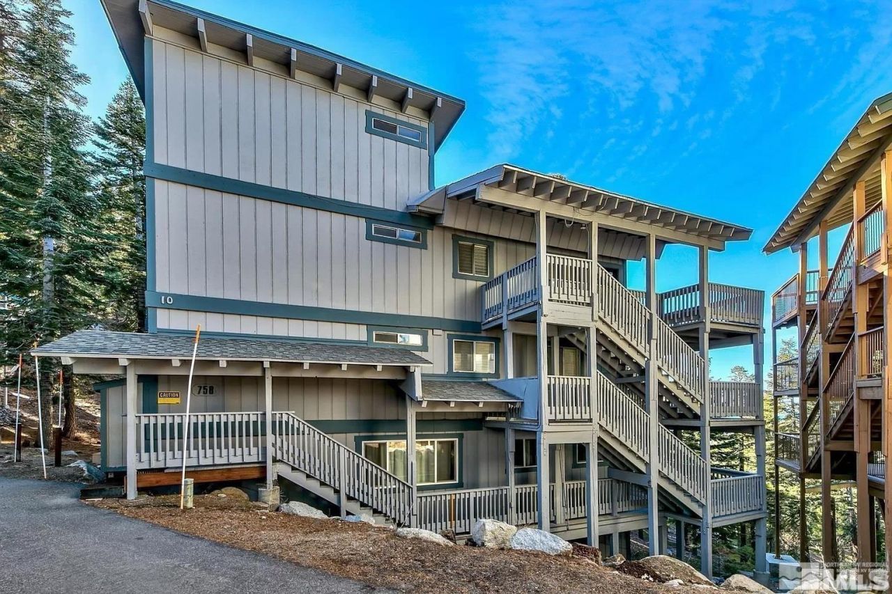 758 Milky Way Court, Unit B, Stateline, NV 89449 Photo