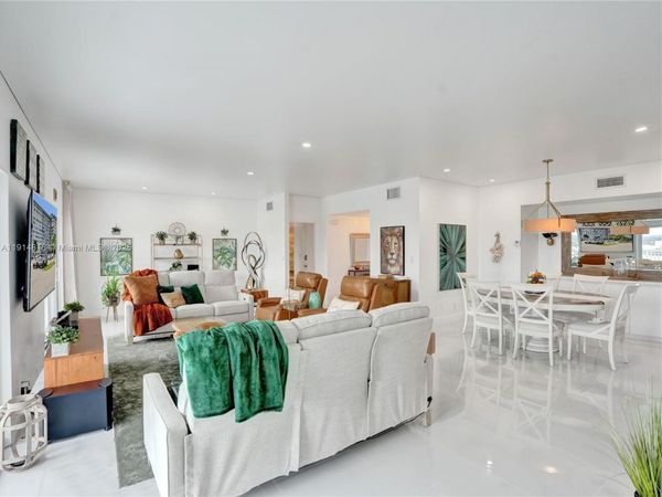 3800 Hillcrest Dr, Unit 1204, Hollywood, FL 33021