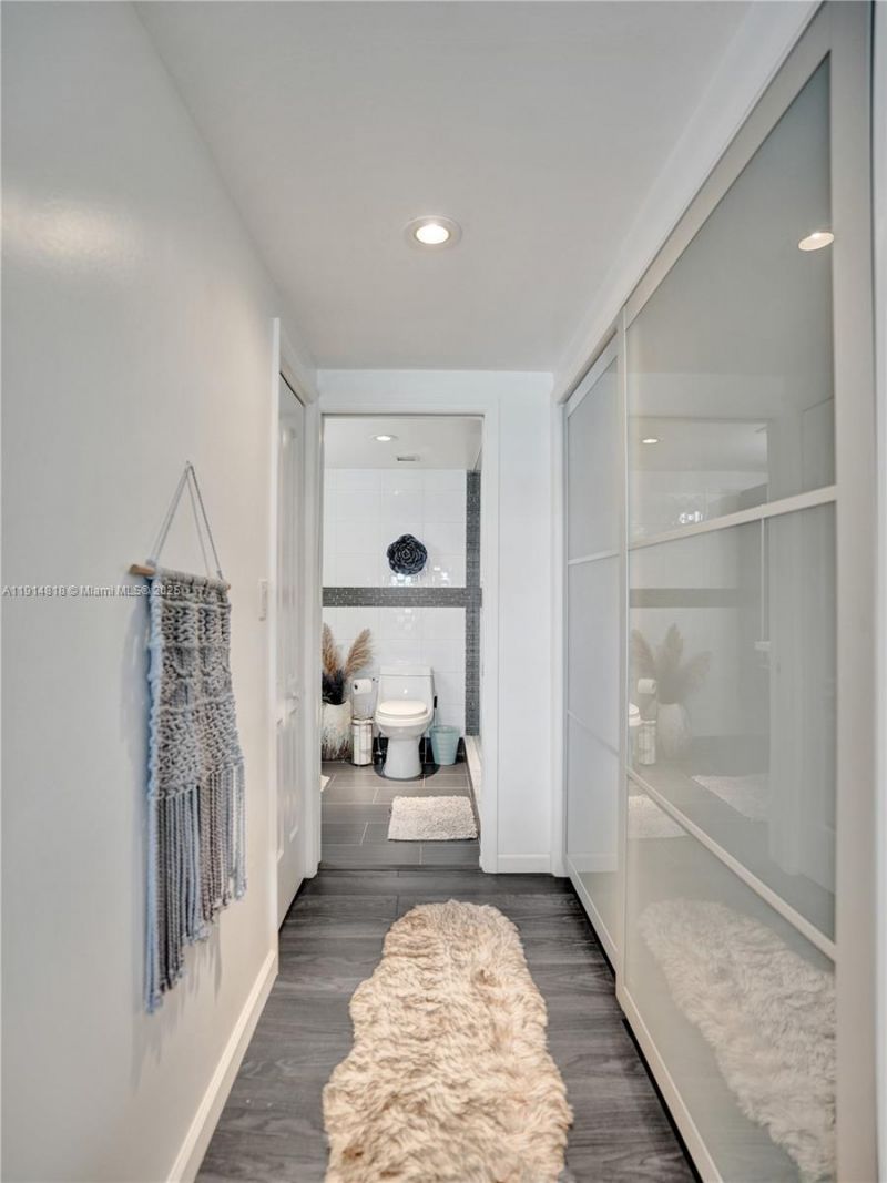 3800 Hillcrest Dr, Unit 1204, Hollywood, FL 33021 Photo