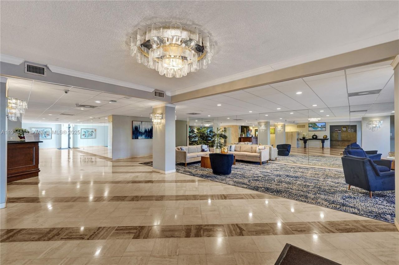 3800 Hillcrest Dr, Unit 1204, Hollywood, FL 33021 Photo