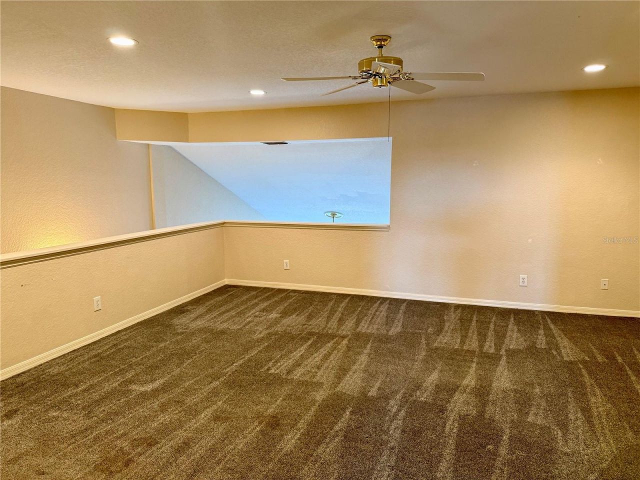 6400 46th Avenue N, Unit 63, Kenneth City, FL 33709 Photo