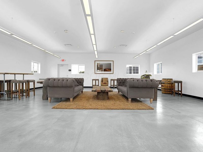 , Unit 5B, Powell, OH 43065 Photo 9