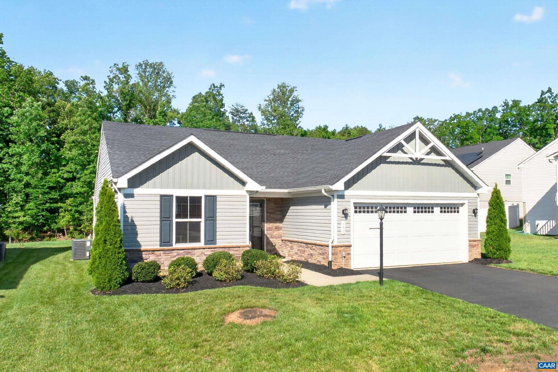 153 Park Dr, Palmyra, VA 22963 Main Photo