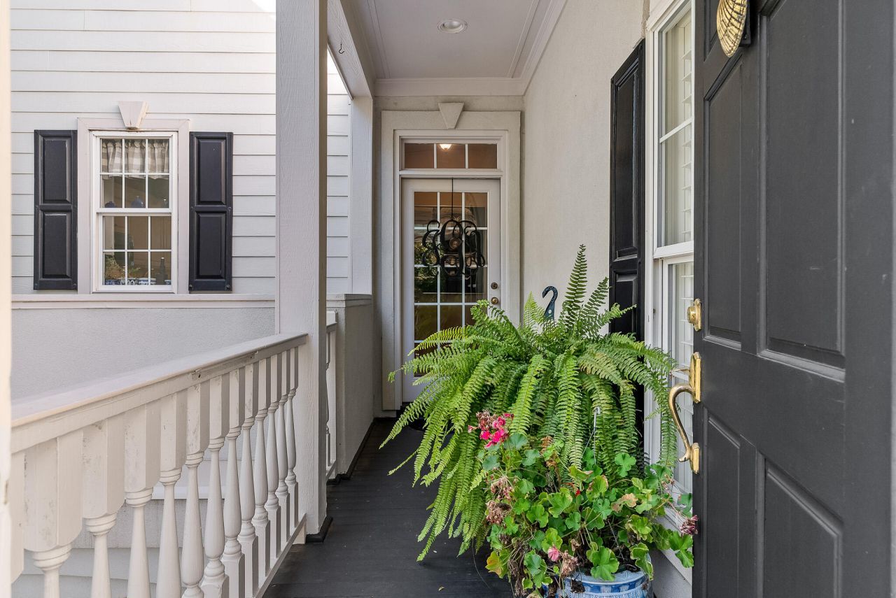 2433 Racquet Club Drive Photo 24