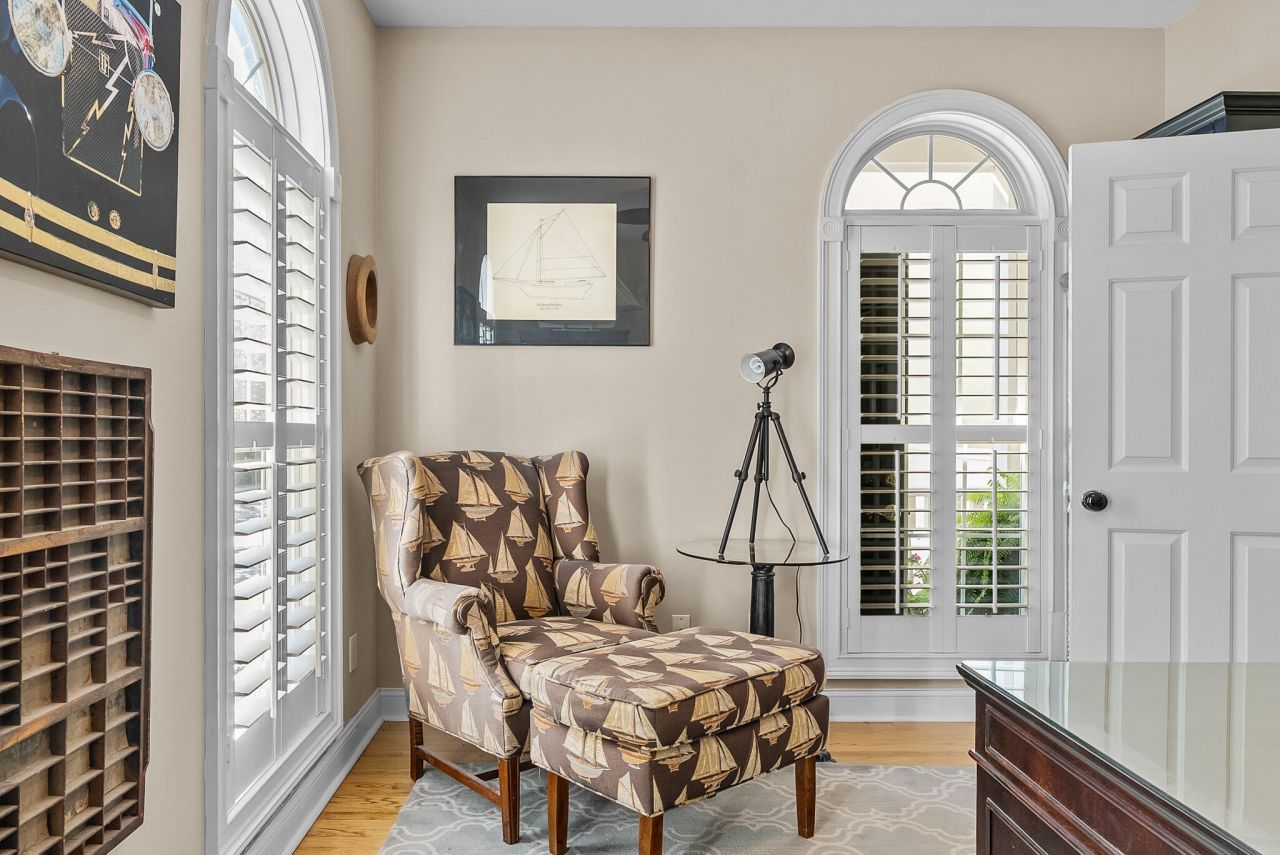 2433 Racquet Club Drive Photo 27